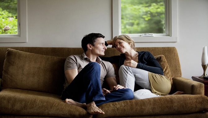 Connect Or Reconnect With Your Spouse In Easy Steps