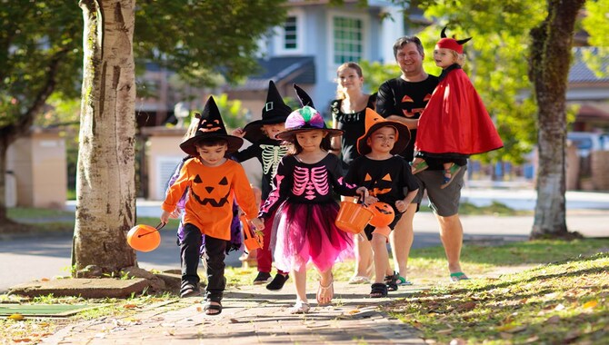 How To Avoid Dangerous Situations During Trick Or Treating