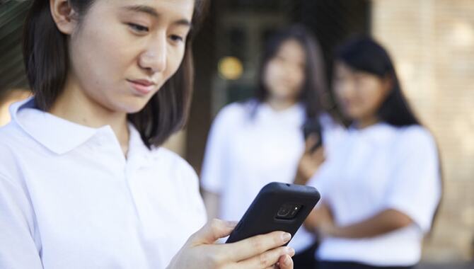 If Students Or Parents Approach You With Issues Regarding Cyberbullying Or Safe Internet Use,
