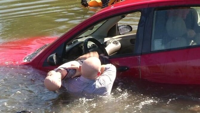 7 Simple Tips To Escape A Sinking Car