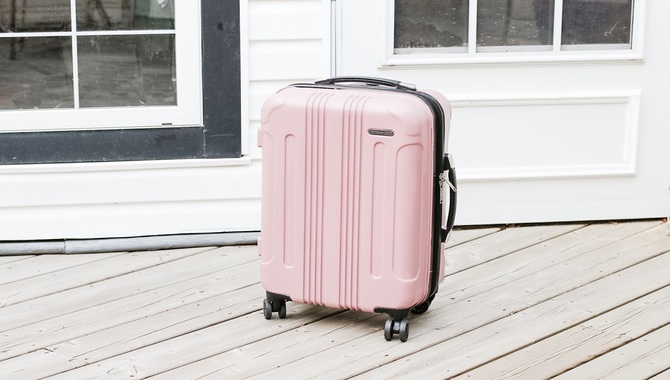 6 Tips For Spraying Paint Your Carry-On Luggage
