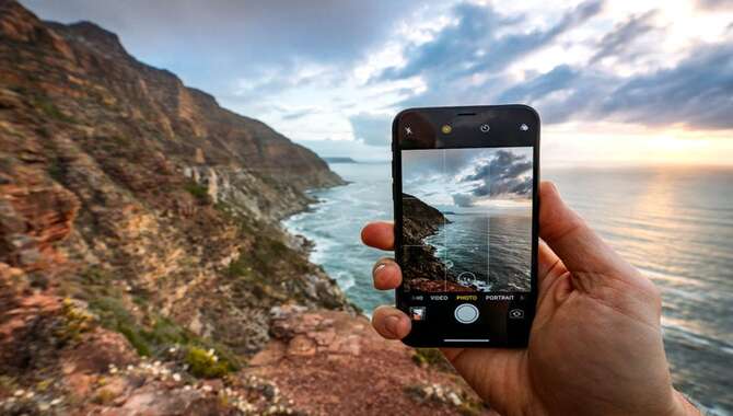 Choose the right phone for traveling