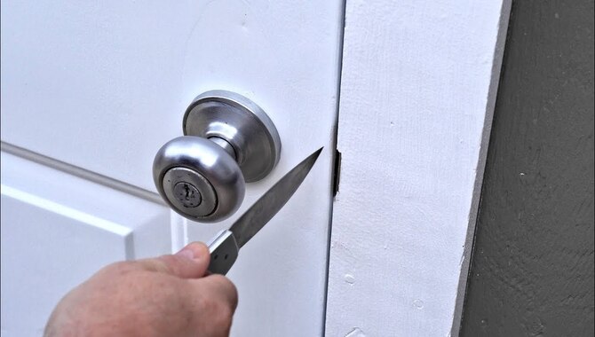 Pry The Locks Open With A Screwdriver Or Putty Knife