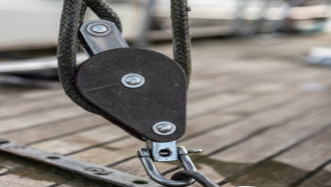 Use A Pulley To Store Ropes Efficiently.